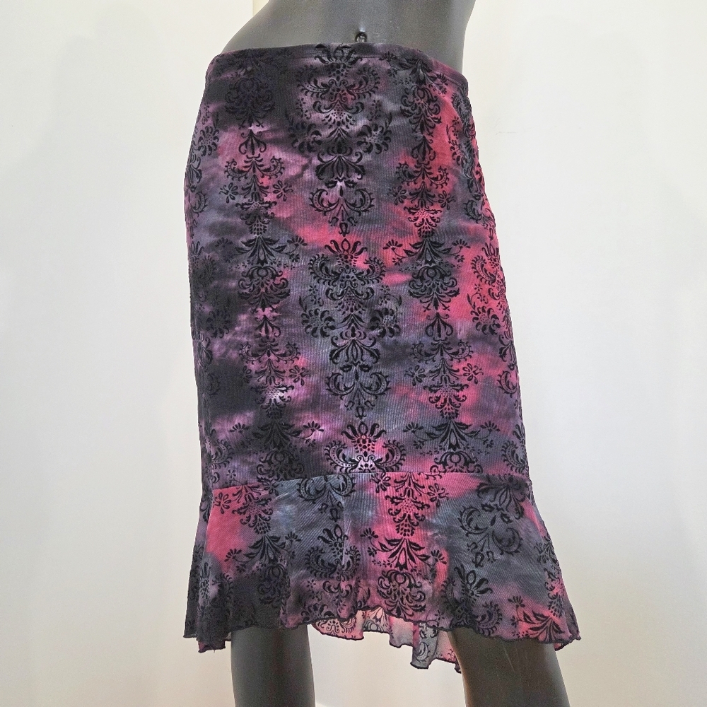 Vintage Y2K Le Château Skirt – Asymmetrical Ruffled Hem, made in Canada size M